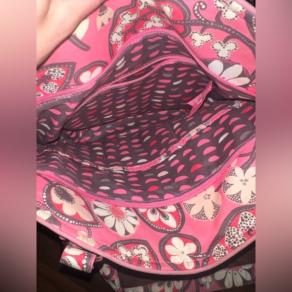 Vera Bradley Large Pink Floral Shoulder Bag - Picture 4 of 9